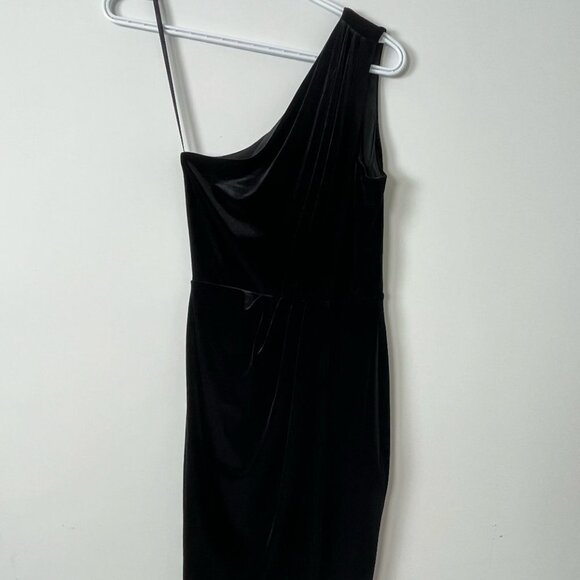 BCBGeneration One Shoulder Black Velvet Mini Dress XXS NWOT - Picture 2 of 3